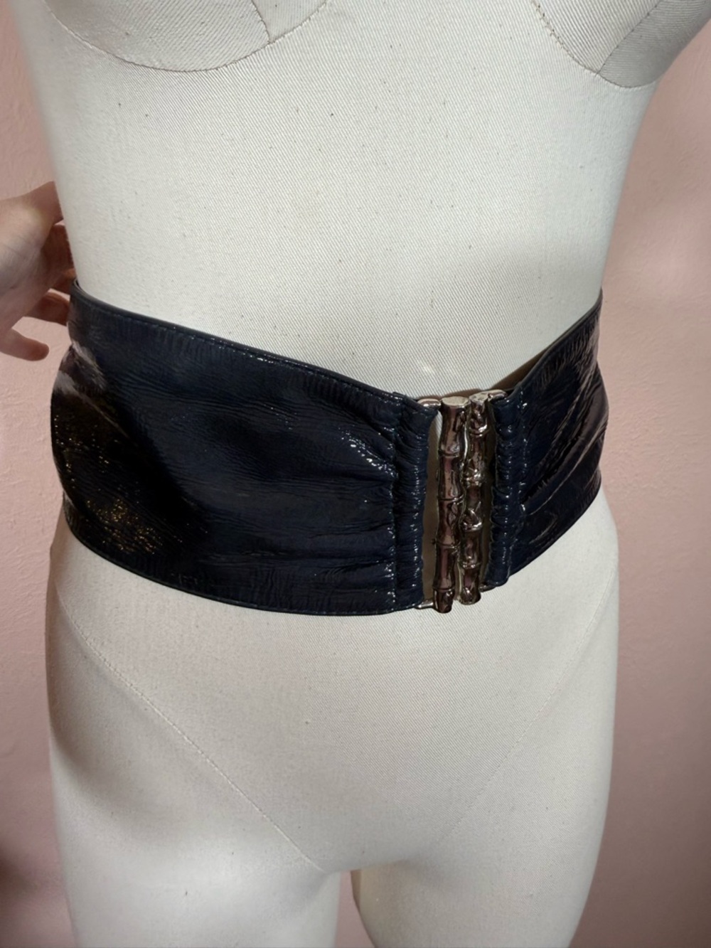 Vintage 1970's Modernist Silver bamboo Navy Blue Paten Leather Corset Wide Belt - Picture 17 of 17